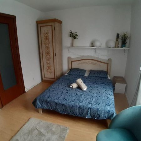 Luxury Piata Romana Center Lejlighed Bukarest Eksteriør billede