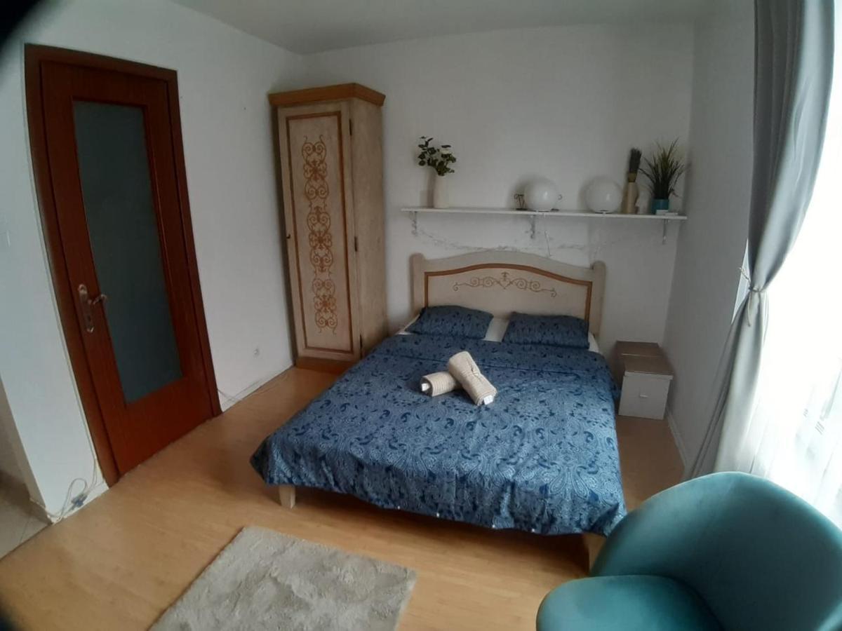 Luxury Piata Romana Center Lejlighed Bukarest Eksteriør billede