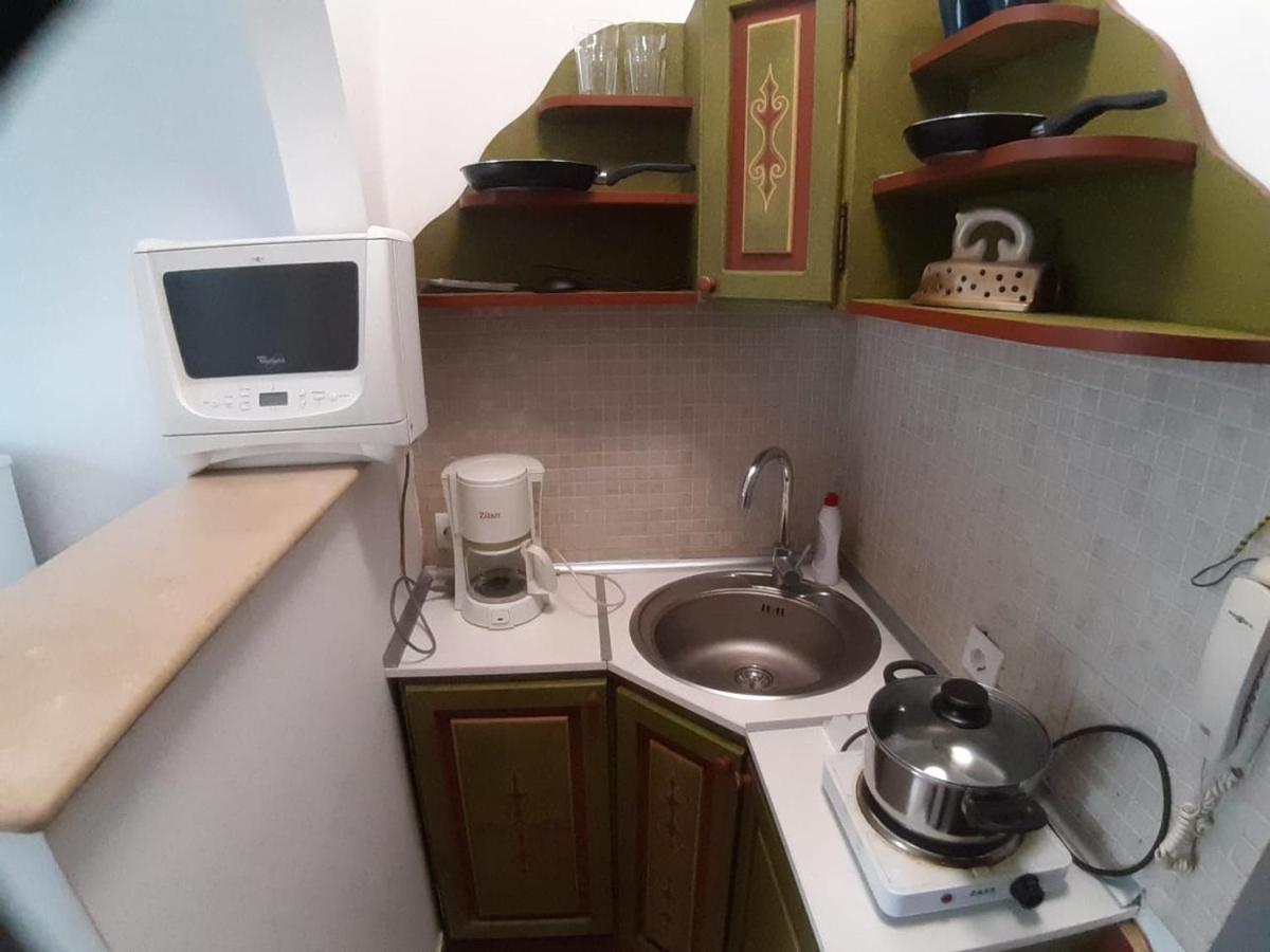 Luxury Piata Romana Center Lejlighed Bukarest Eksteriør billede